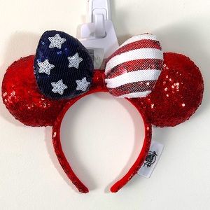 Minnie Mouse Americana Sequin Minnie Ears
